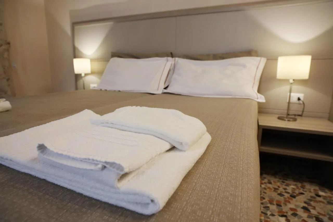 Casa de hóspedes B&B Elios Rooms Catânia